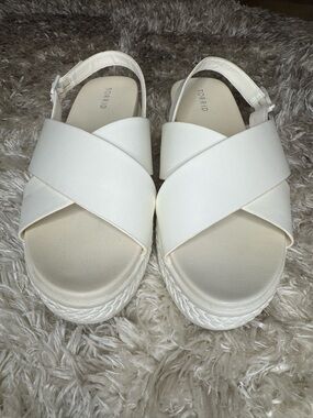 torrid White Crisscross Platform Slingback Sandals